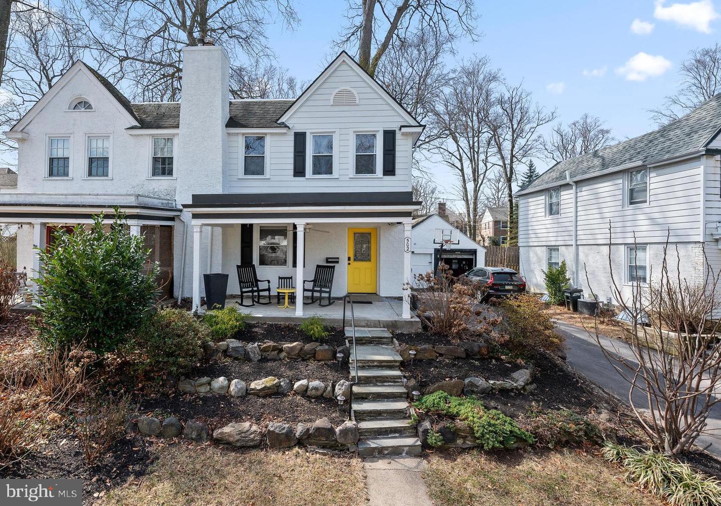 Beechwood Ln, Narberth, PA 19072