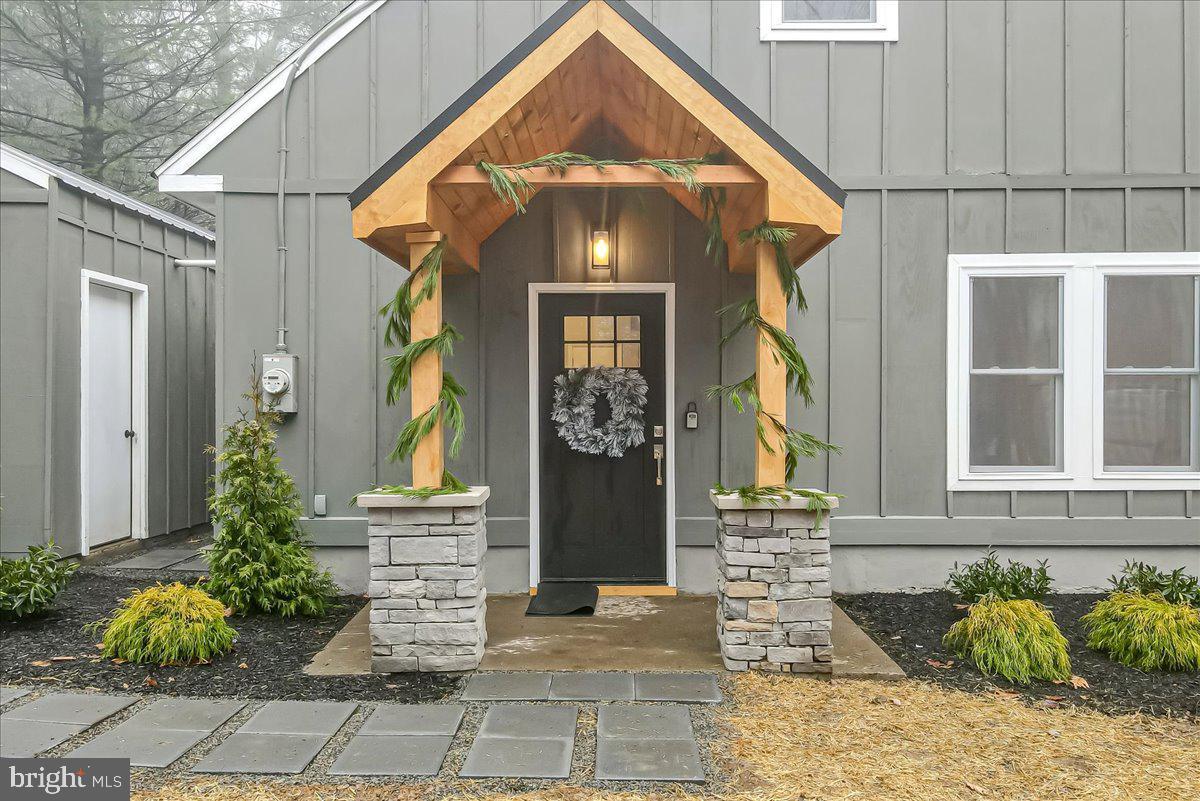 Sullivan Trl, Tannersville, PA 18372