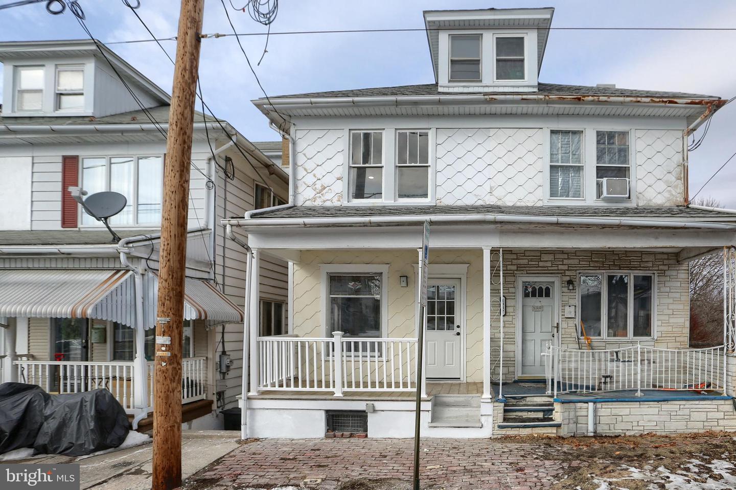 W Spruce St, Coal Township, PA 17866