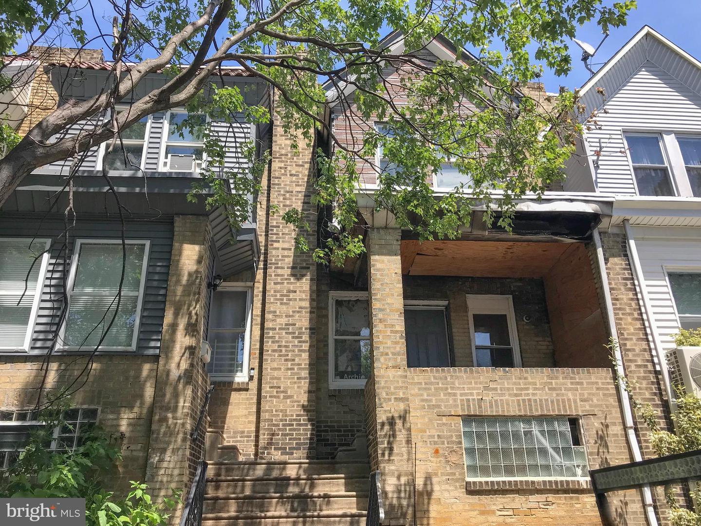 Vista St, Philadelphia, PA 19136