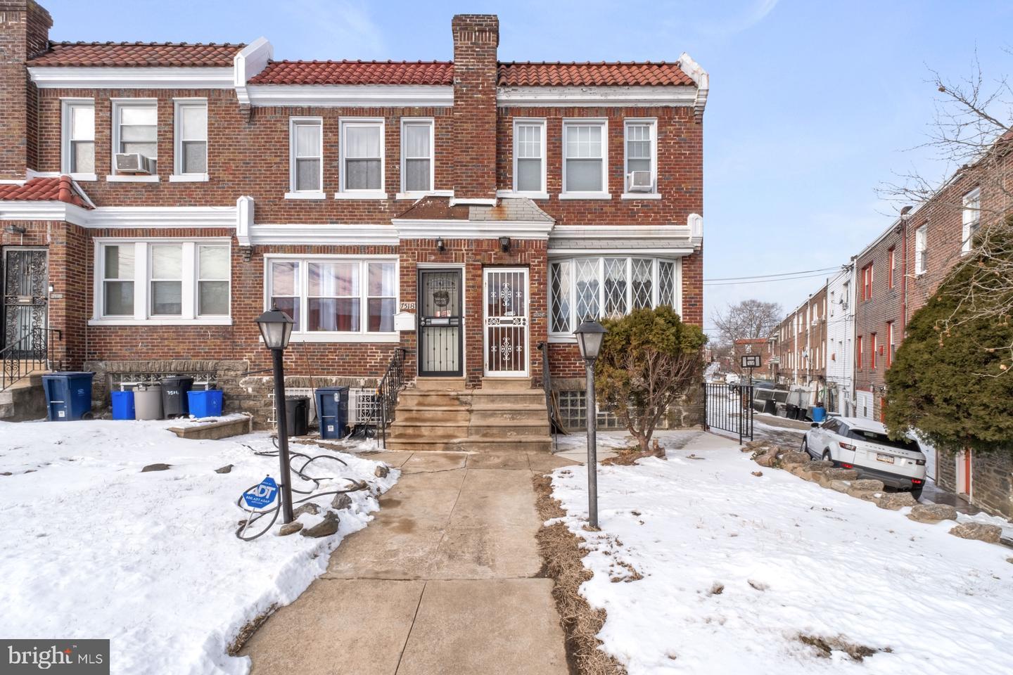 N 20th St, Philadelphia, PA 19138