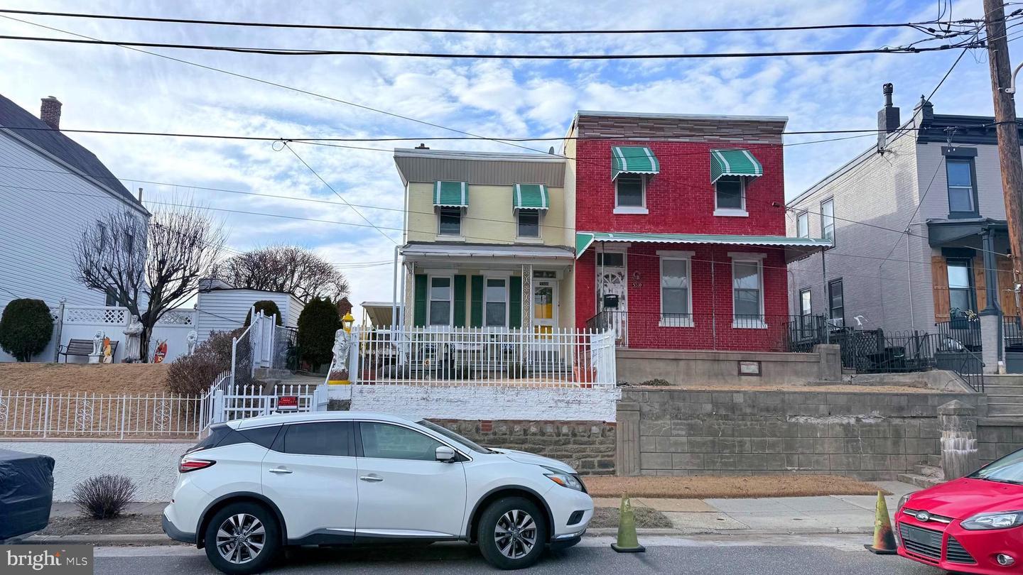 N 2nd St, Philadelphia, PA 19120