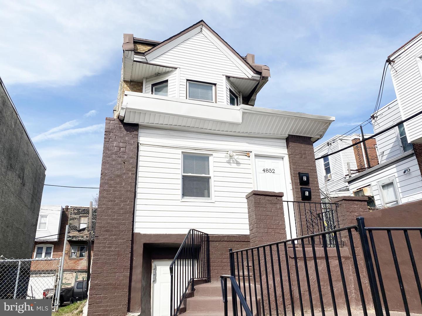 N 9th St, Philadelphia, PA 19141