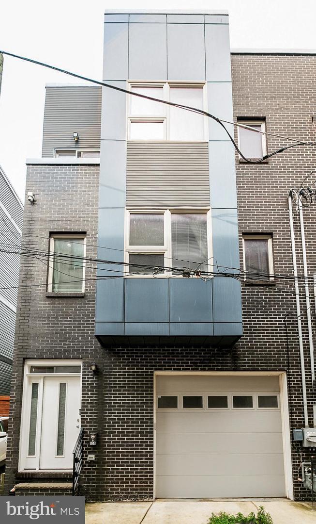 N Leithgow St, Philadelphia, PA 19123