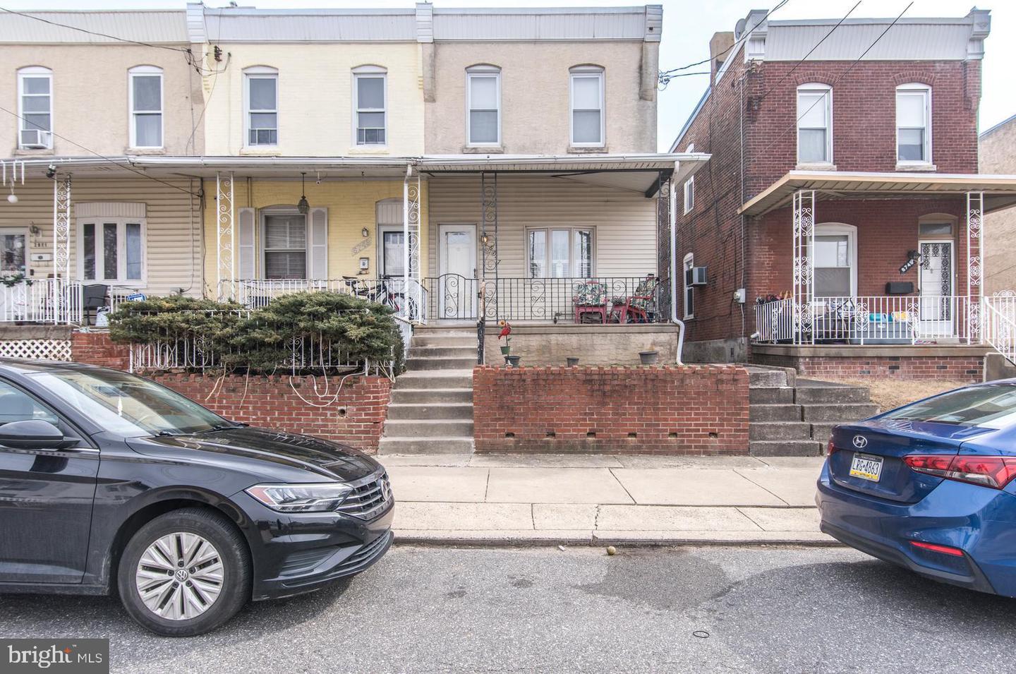 Glenloch St, Philadelphia, PA 19135