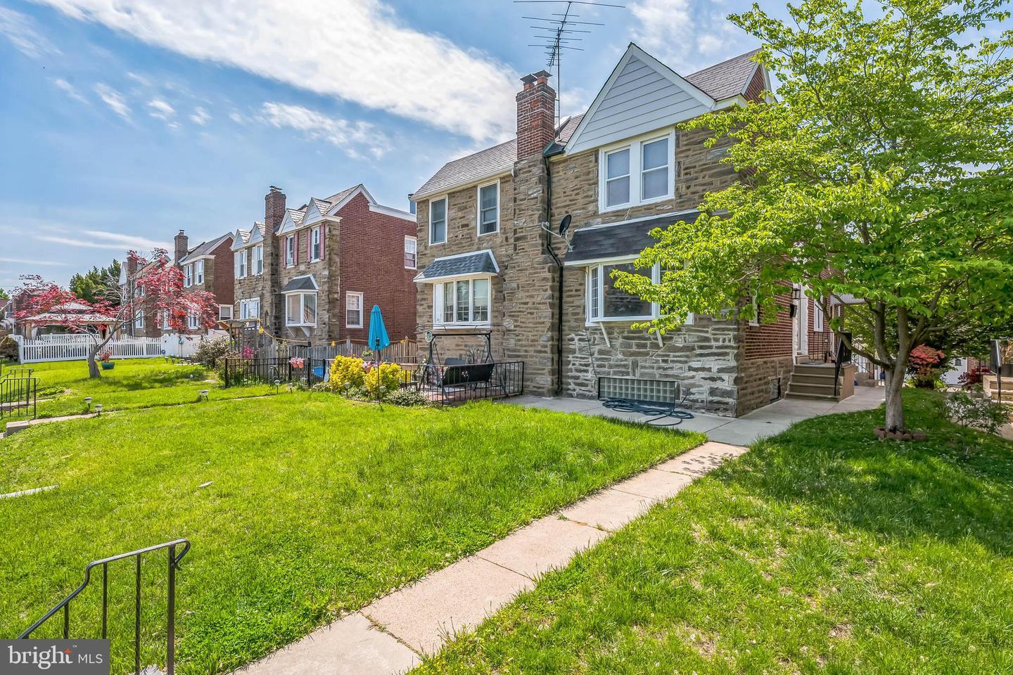 Oxford Ave, Philadelphia, PA 19111
