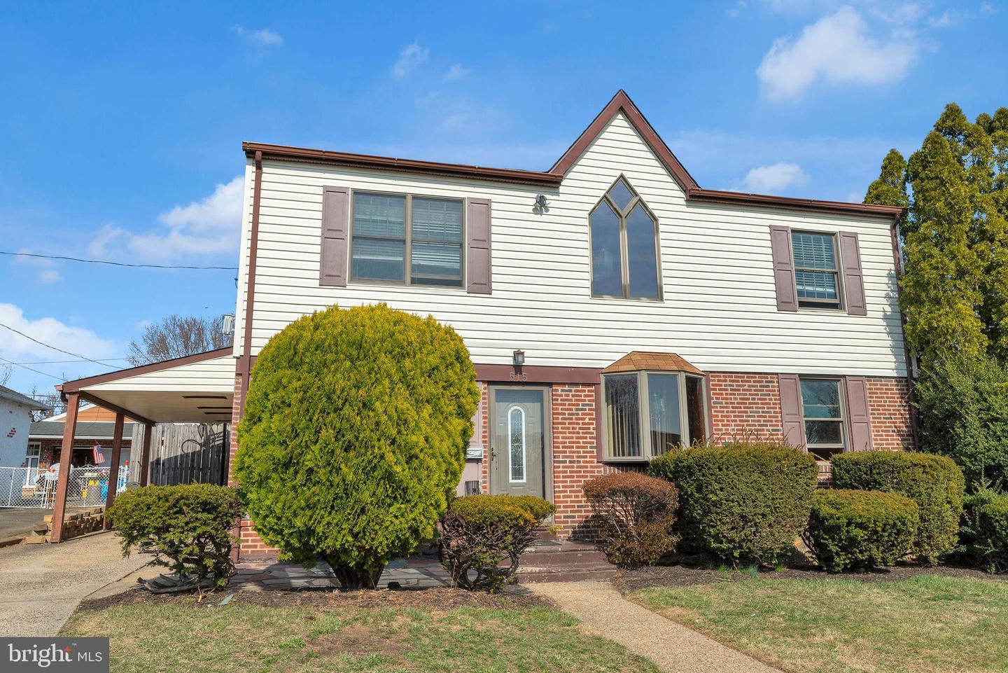 Larkspur St, Philadelphia, PA 19116