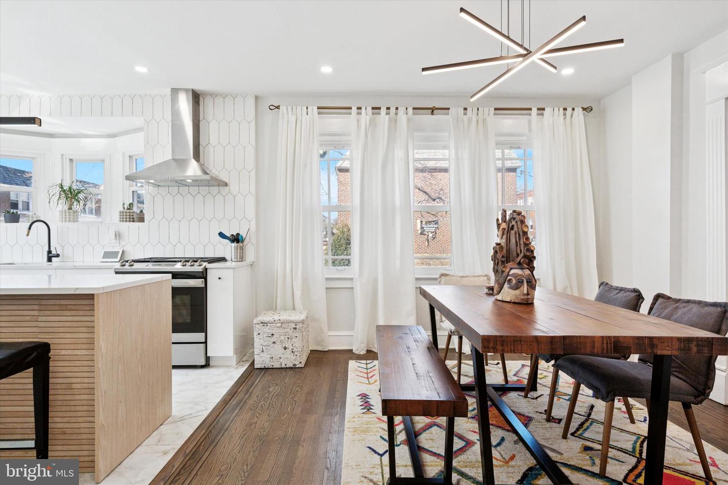 Magnolia St, Philadelphia, PA 19144