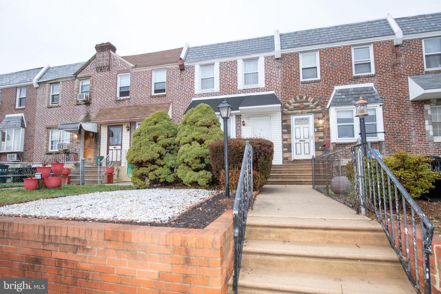 Algard St, Philadelphia, PA 19135