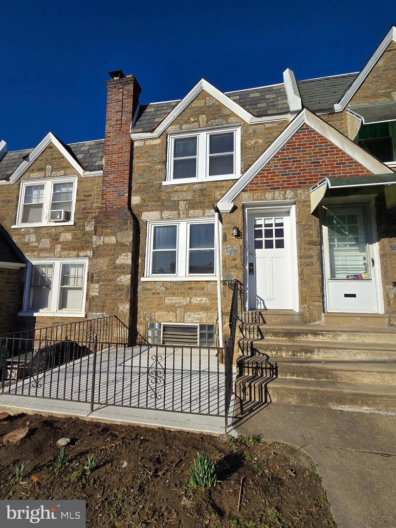 Arbor St, Philadelphia, PA 19120