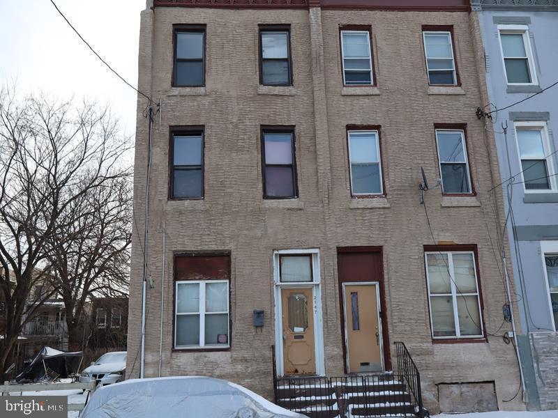 N 22nd St, Philadelphia, PA 19121
