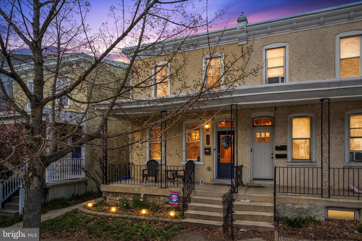 Leverington Ave, Philadelphia, PA 19128