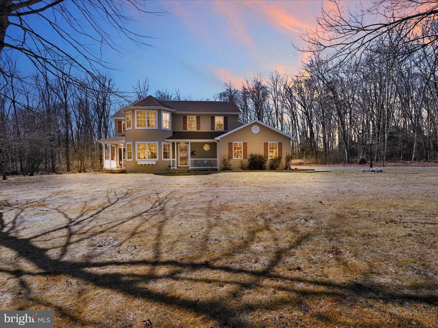 Golf Rd, Tamaqua, PA 18252