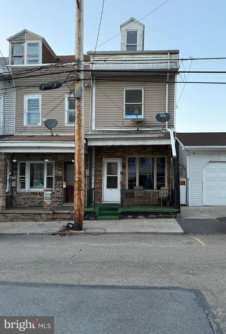E Mahanoy St, Mahanoy City, PA 17948