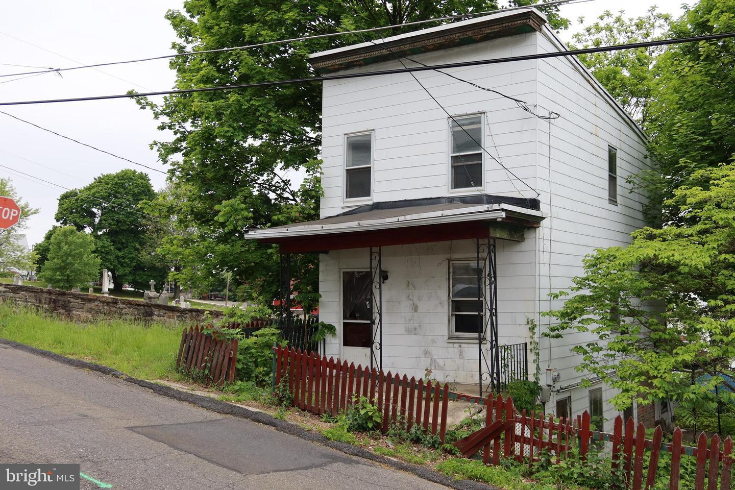 Pierce St, Pottsville, PA 17901