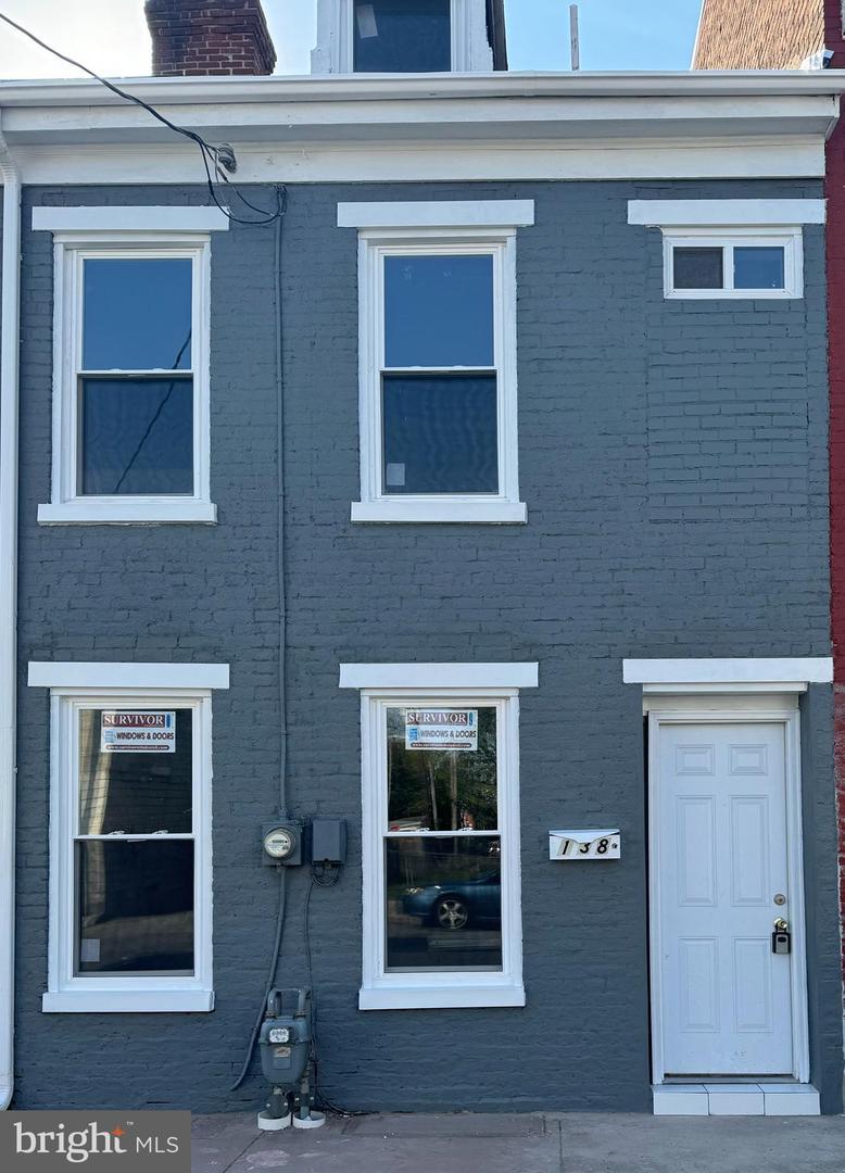 E South St, York, PA 17401