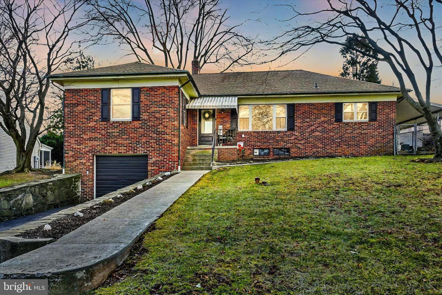 Rathton Rd, York, PA 17403