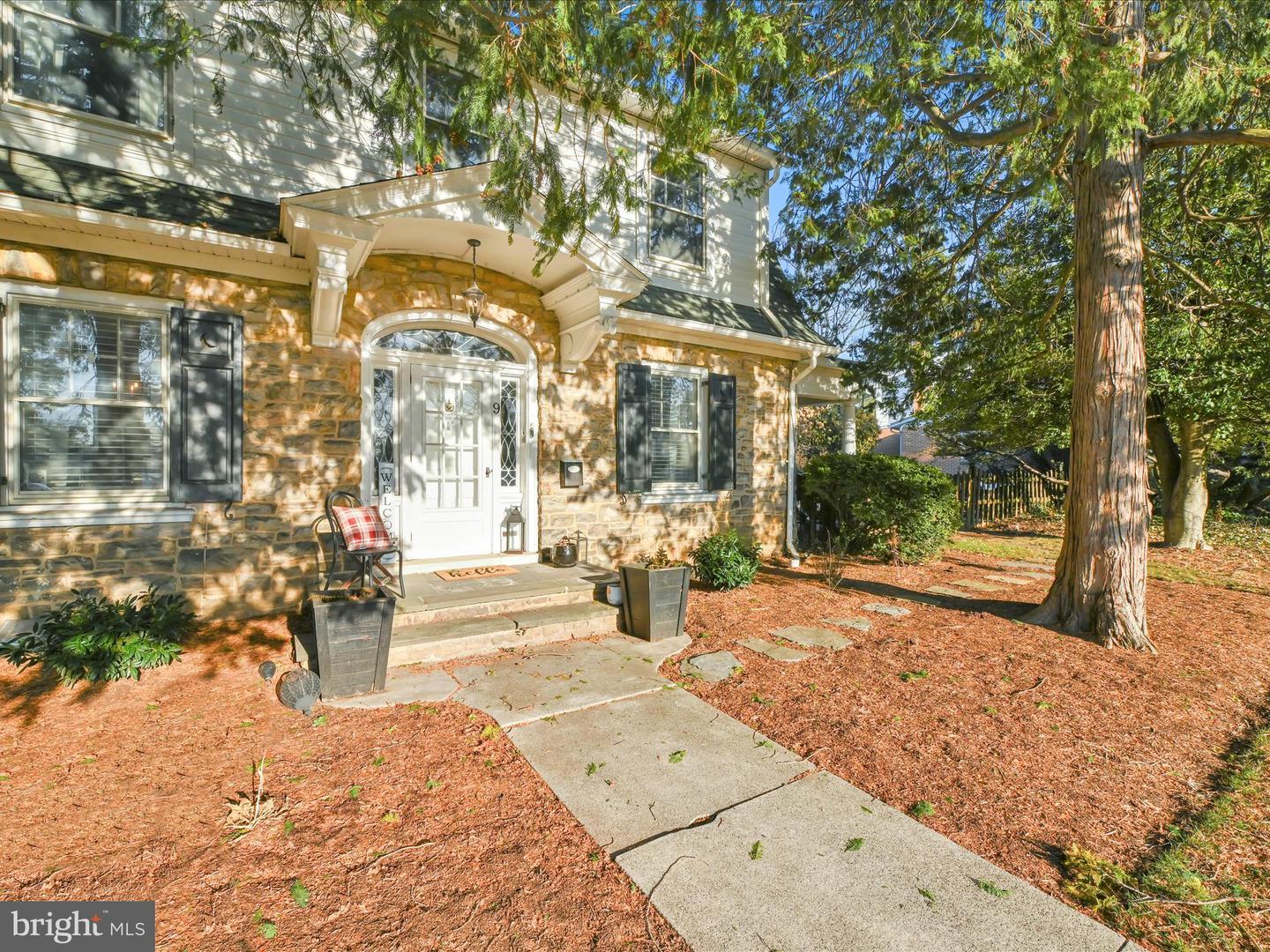 Elmwood Blvd, York, PA 17403