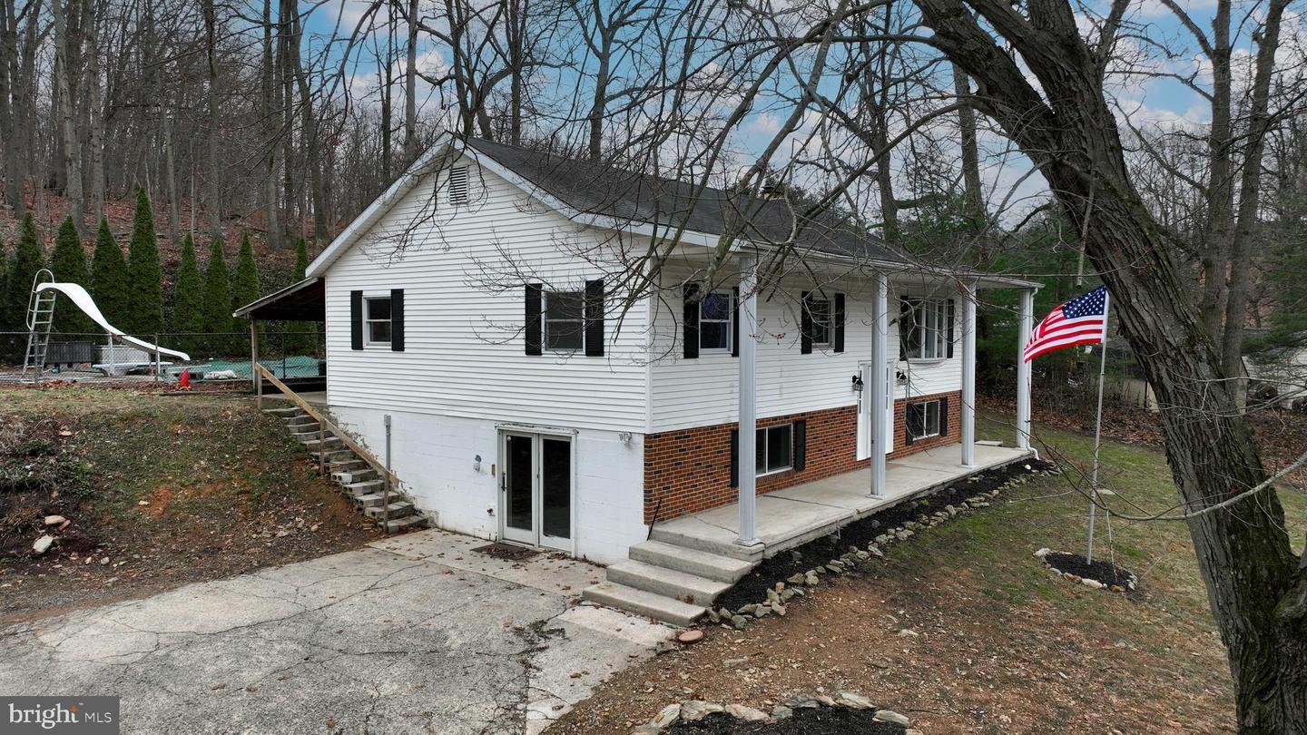 Oak Hollow Rd, Red Lion, PA 17356