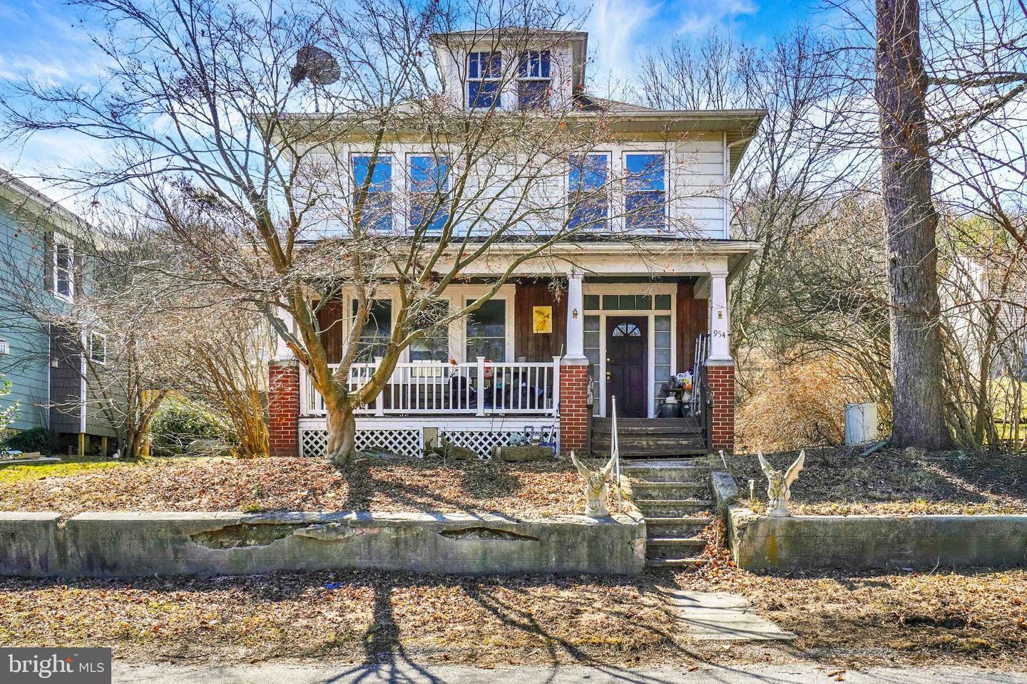 2nd St, Mount Wolf, PA 17347