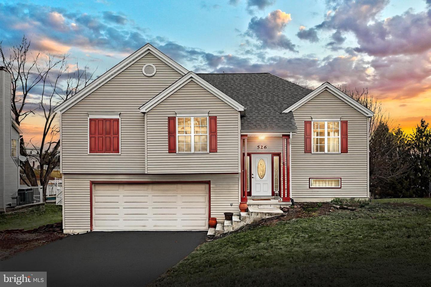 Big Sky Dr, Etters, PA 17319