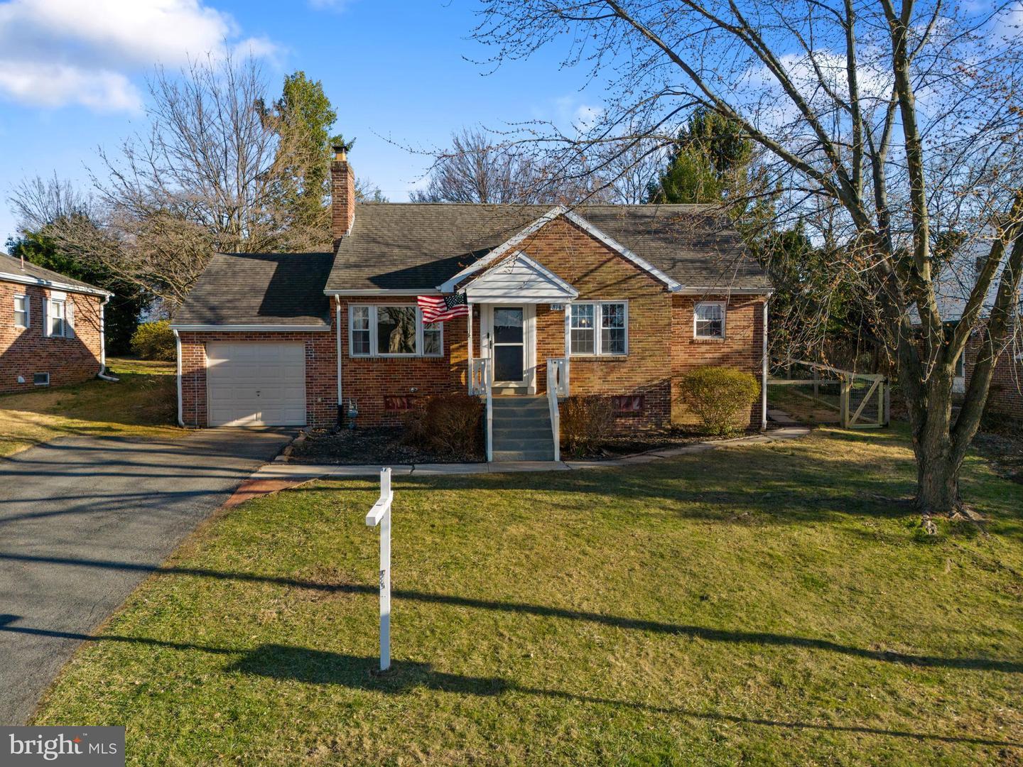 Rathton Rd, York, PA 17403