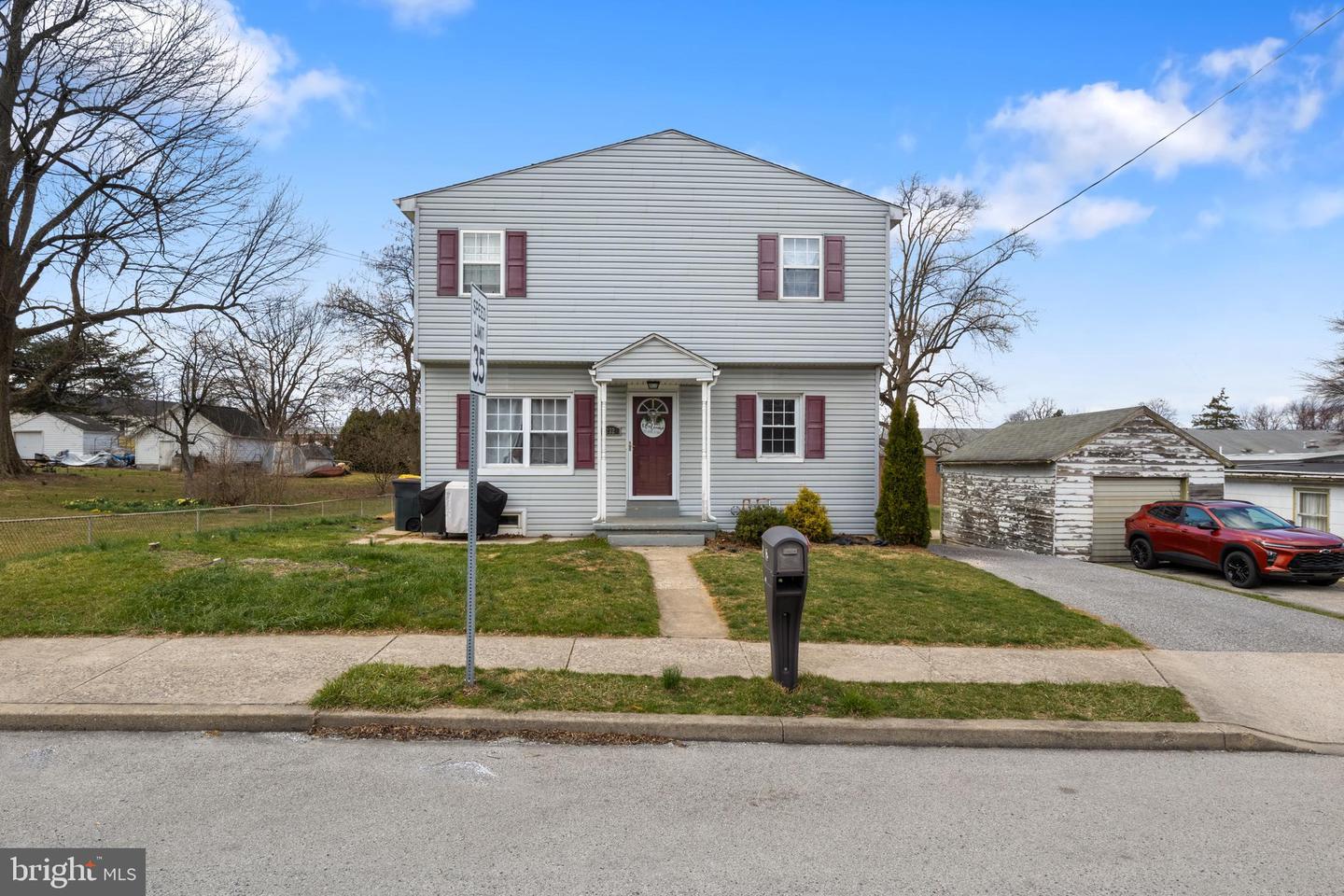 N Main St, Manchester, PA 17345
