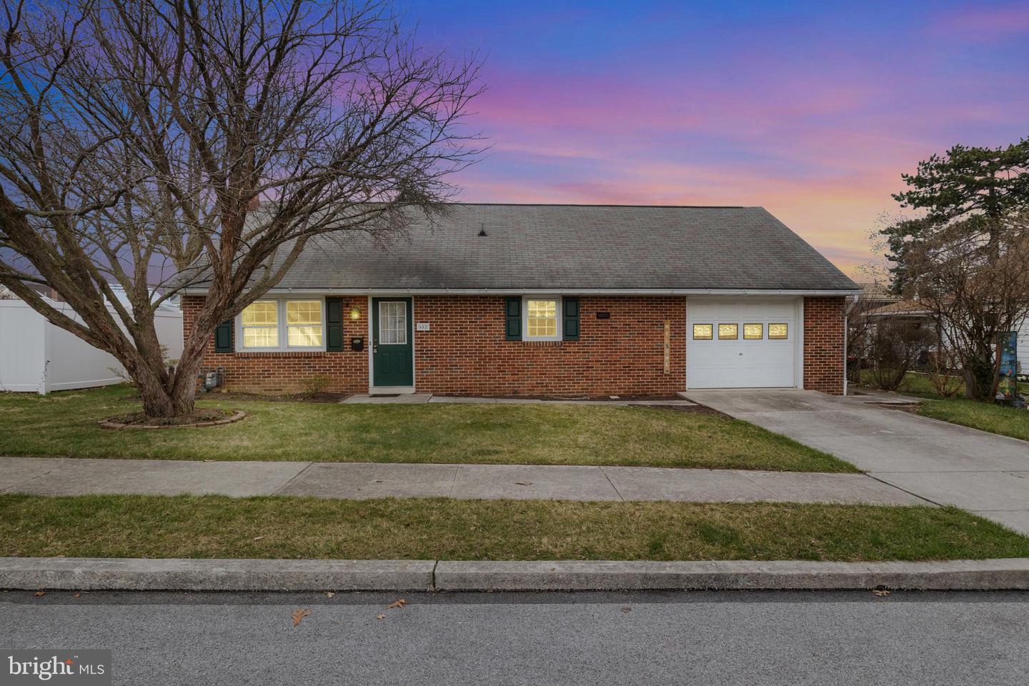 E Walnut St, Hanover, PA 17331