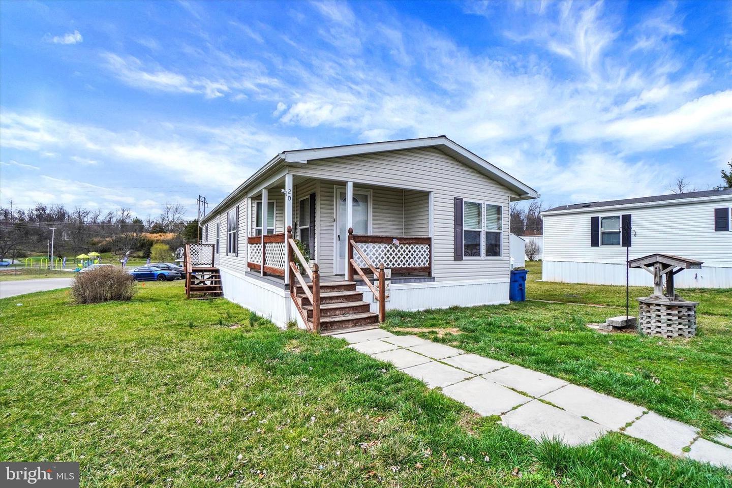 Chesapeake Est, Thomasville, PA 17364