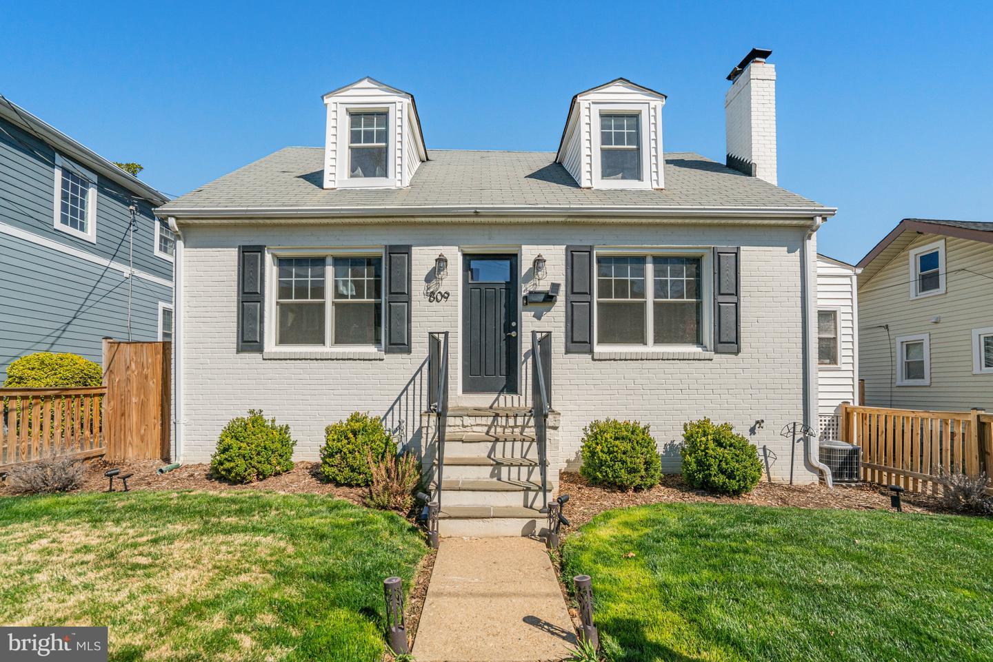 21st St S, Arlington, VA 22202