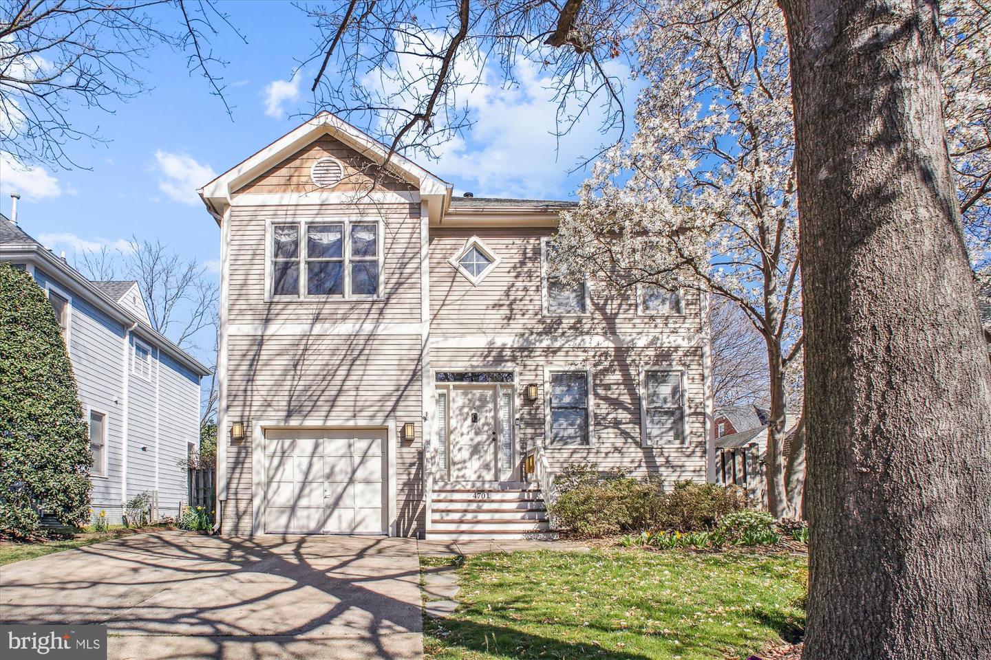 8th St S, Arlington, VA 22204