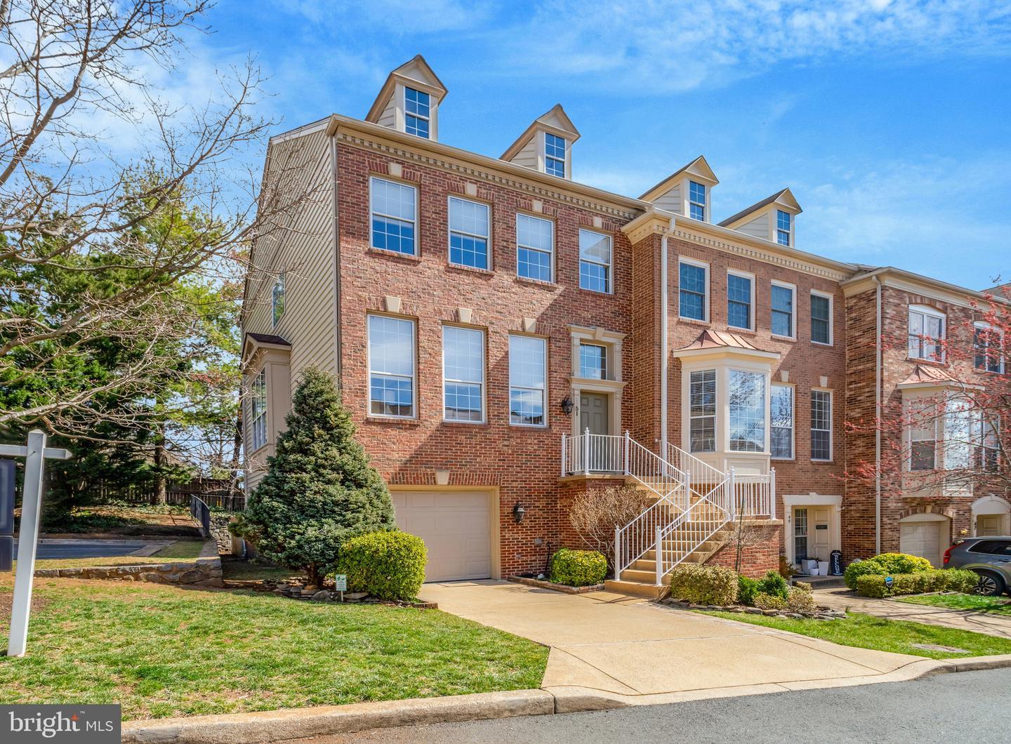 Arell Ct, Alexandria, VA 22304
