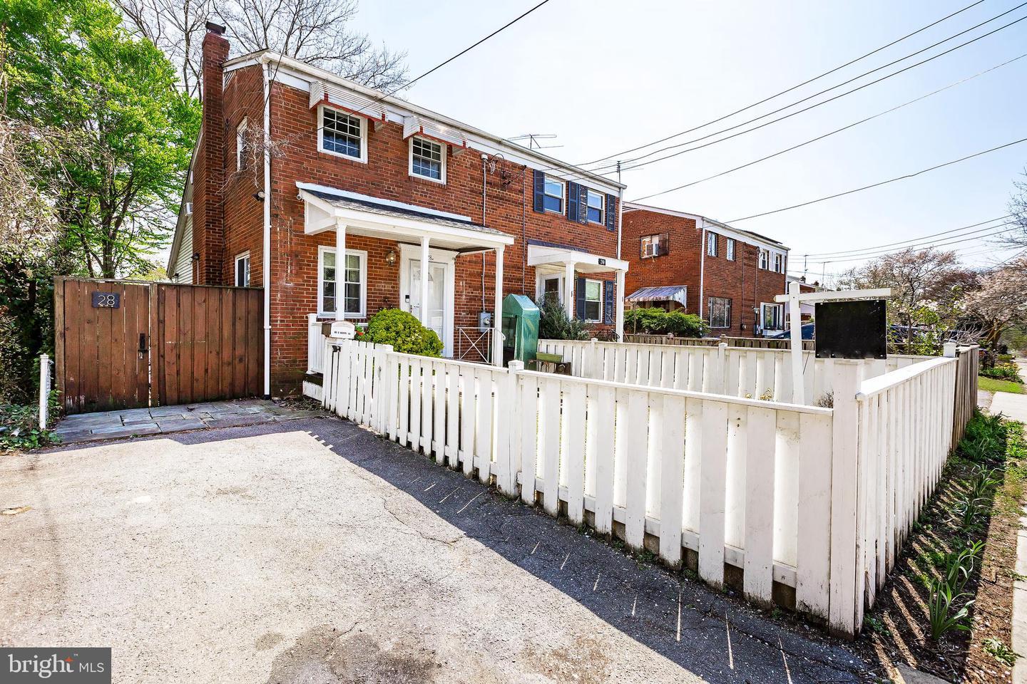 S Ingram St, Alexandria, VA 22304