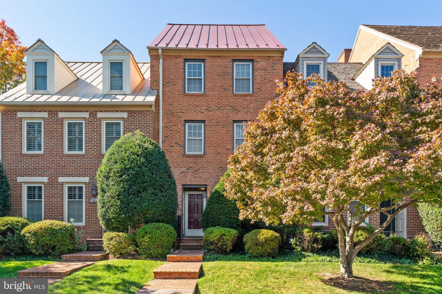 College Ave, Fredericksburg, VA 22401