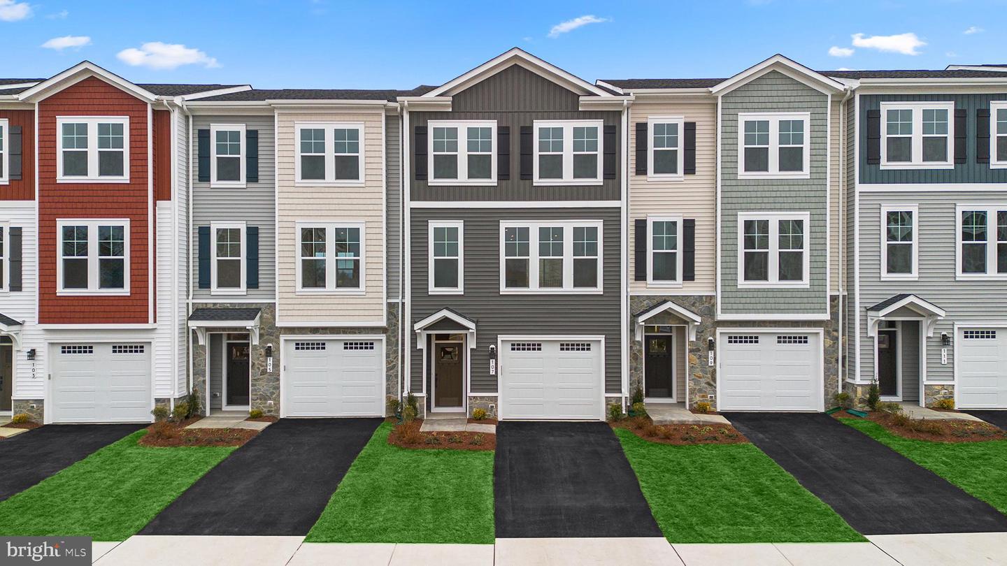 Checkerspot Way, Lake Frederick, VA 22630