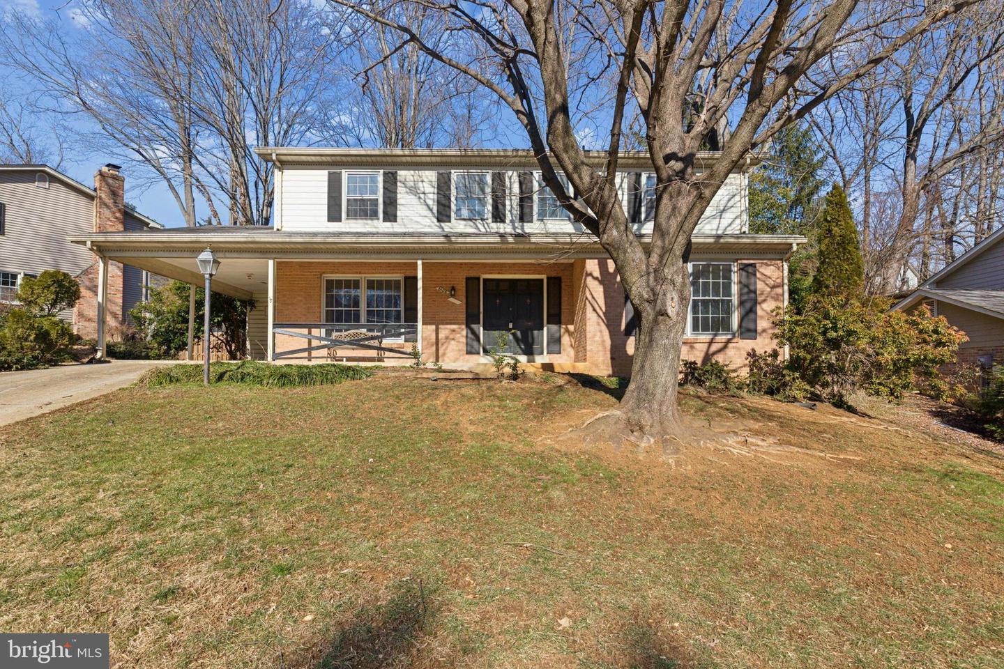 Larstan Dr, Alexandria, VA 22312