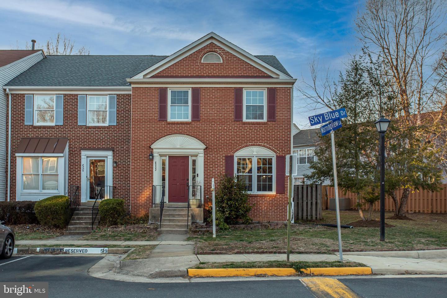 Sky Blue Dr, Alexandria, VA 22315
