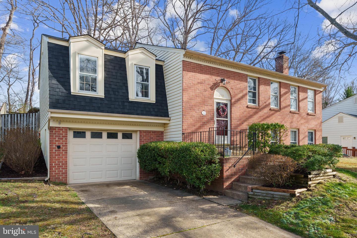 Whitson Ct, Springfield, VA 22153