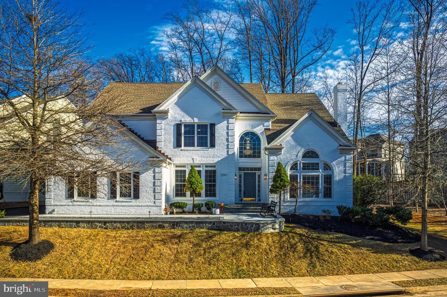 Collin Chase Pl, Fairfax, VA 22030