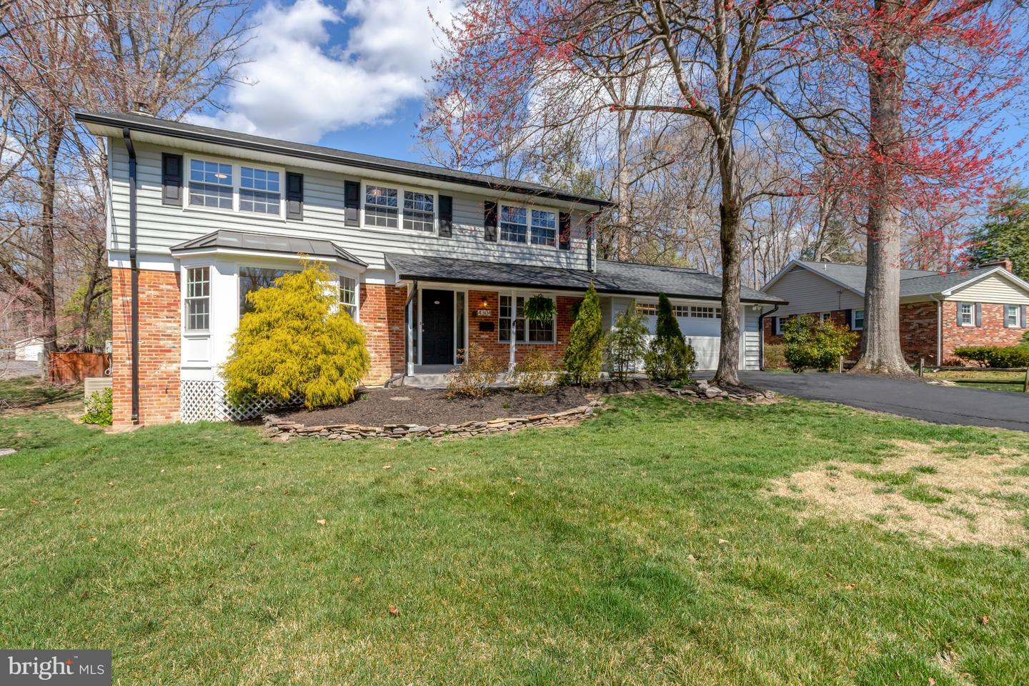 Robertson Blvd, Alexandria, VA 22309
