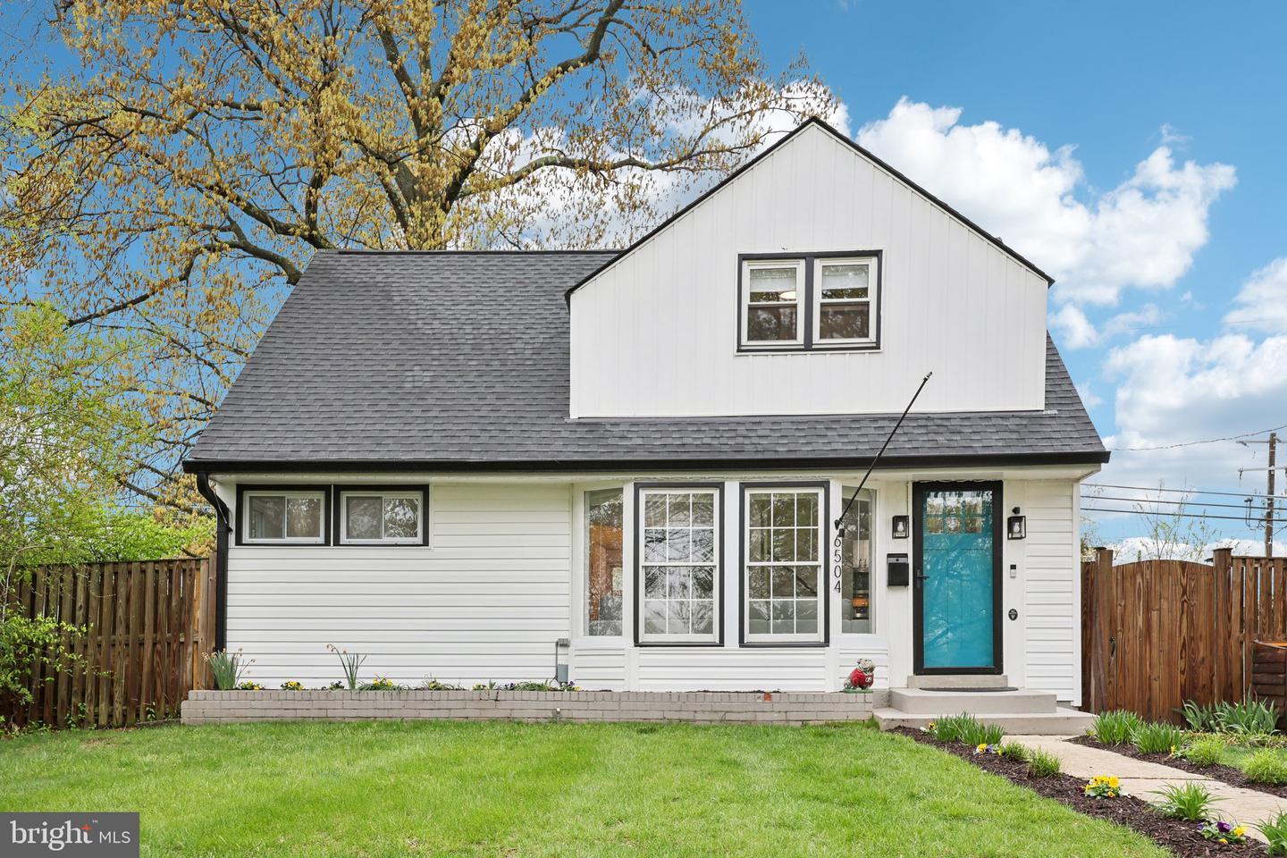 Cavalier Dr, Alexandria, VA 22307