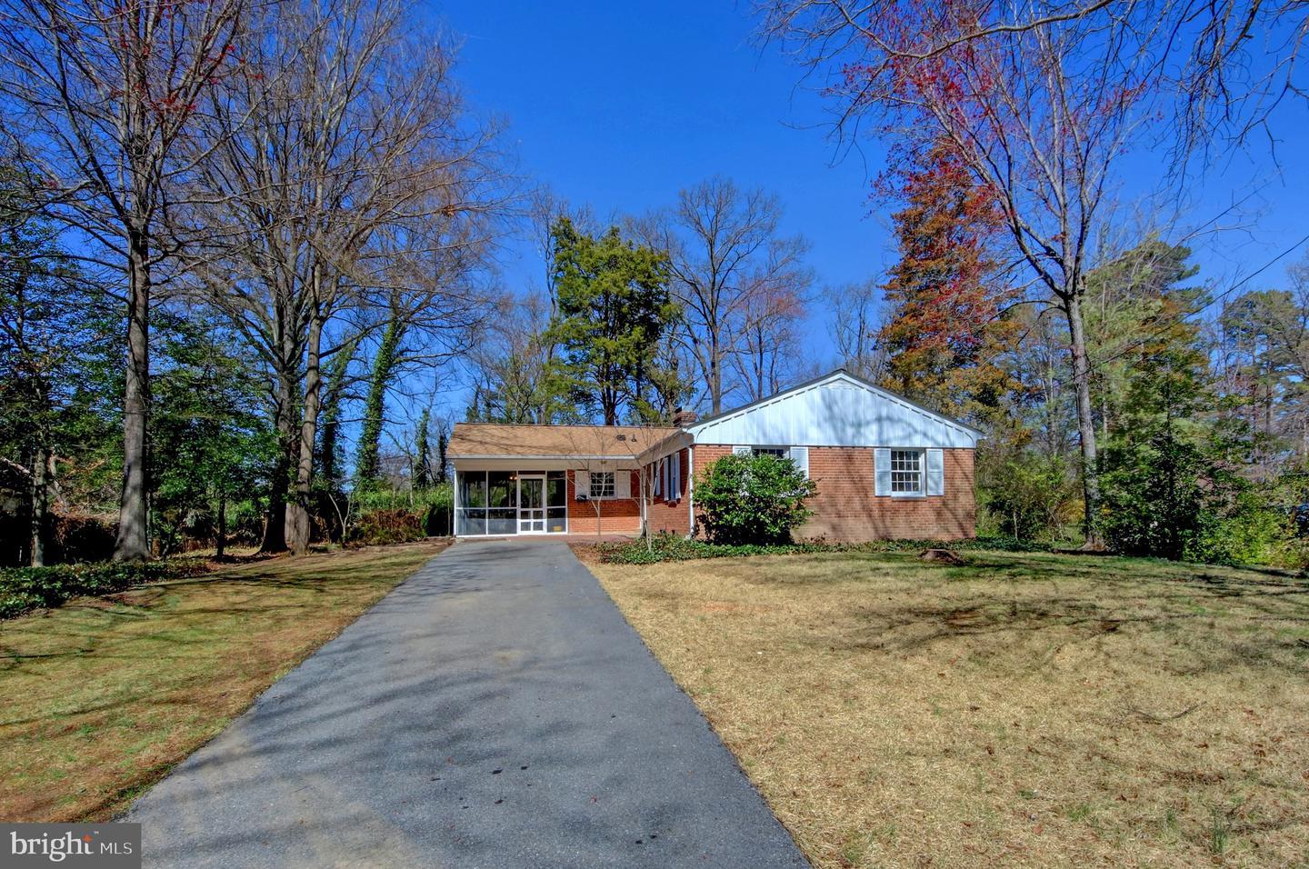 Remington Dr, Alexandria, VA 22309