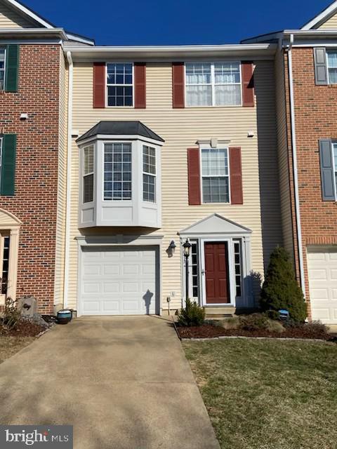 Castlefin Way, Alexandria, VA 22315