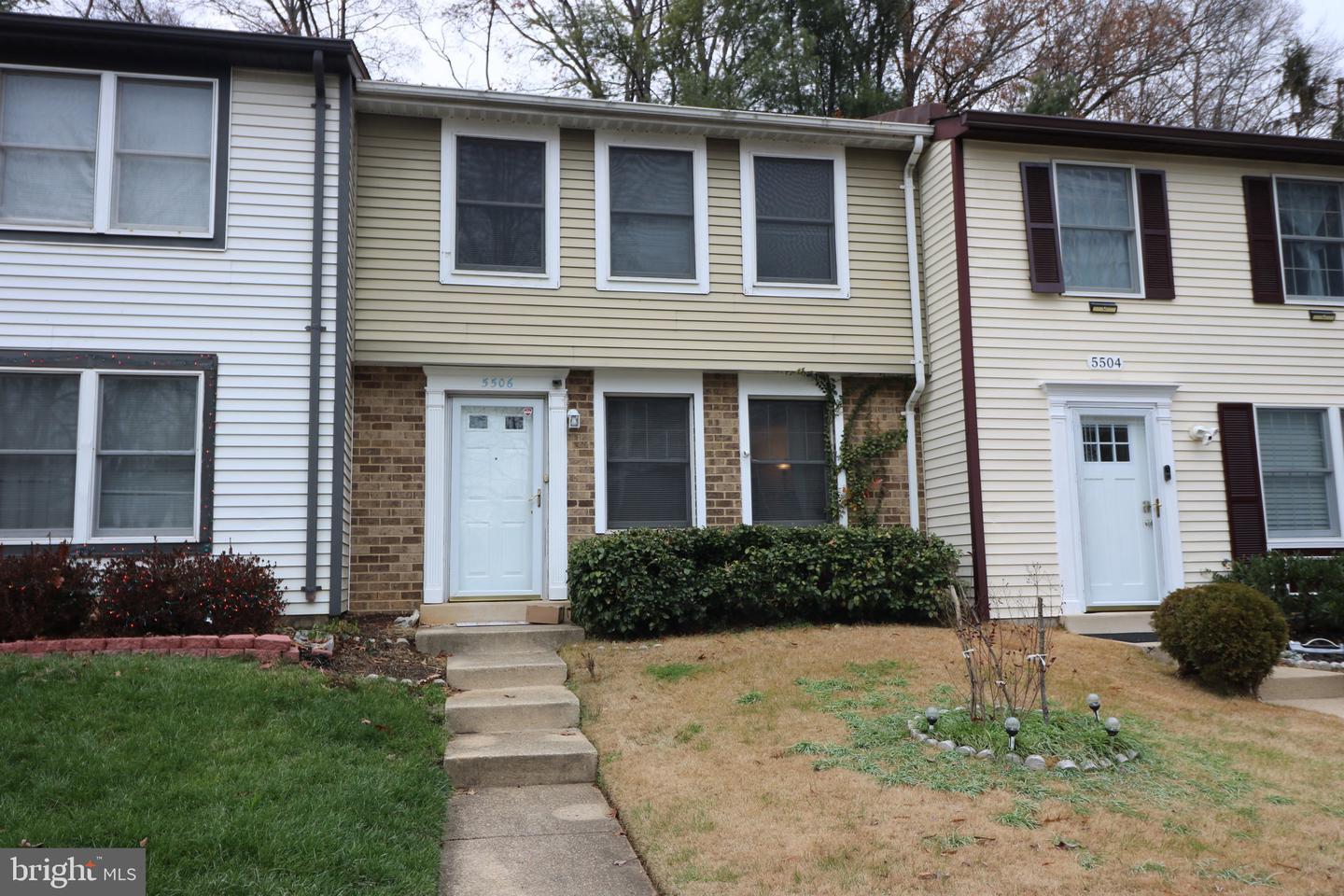 Inverness Woods Ct, Fairfax, VA 22032