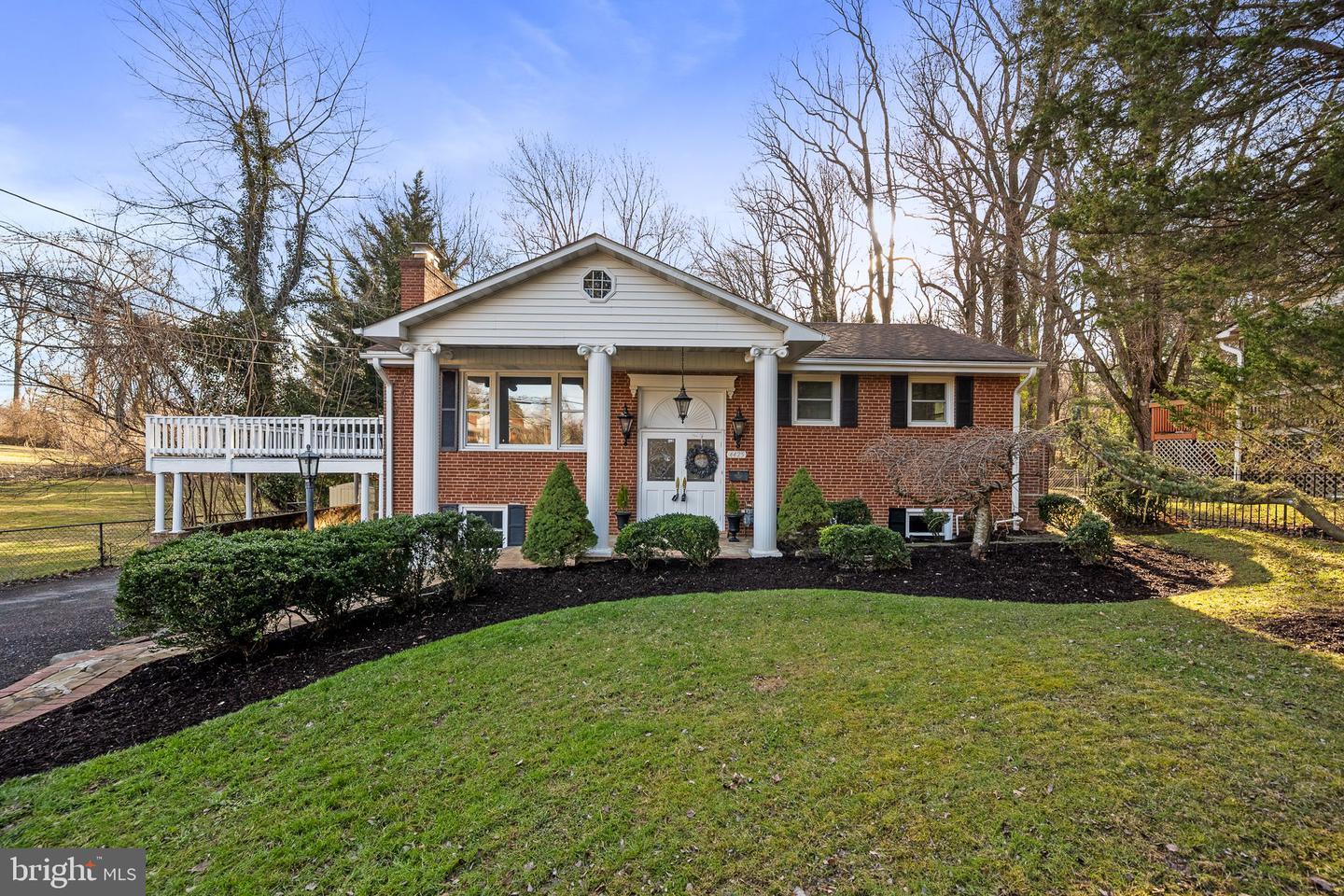 Carrico Dr, Annandale, VA 22003