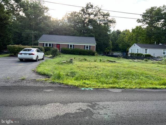 1st Rd, Fairfax, VA 22030