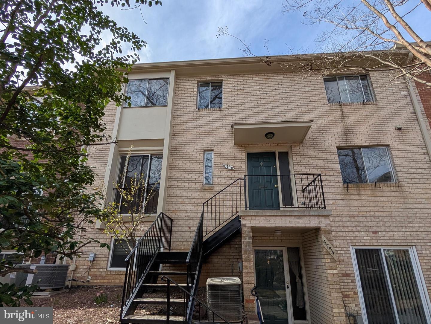 Perry Penney Dr, Annandale, VA 22003