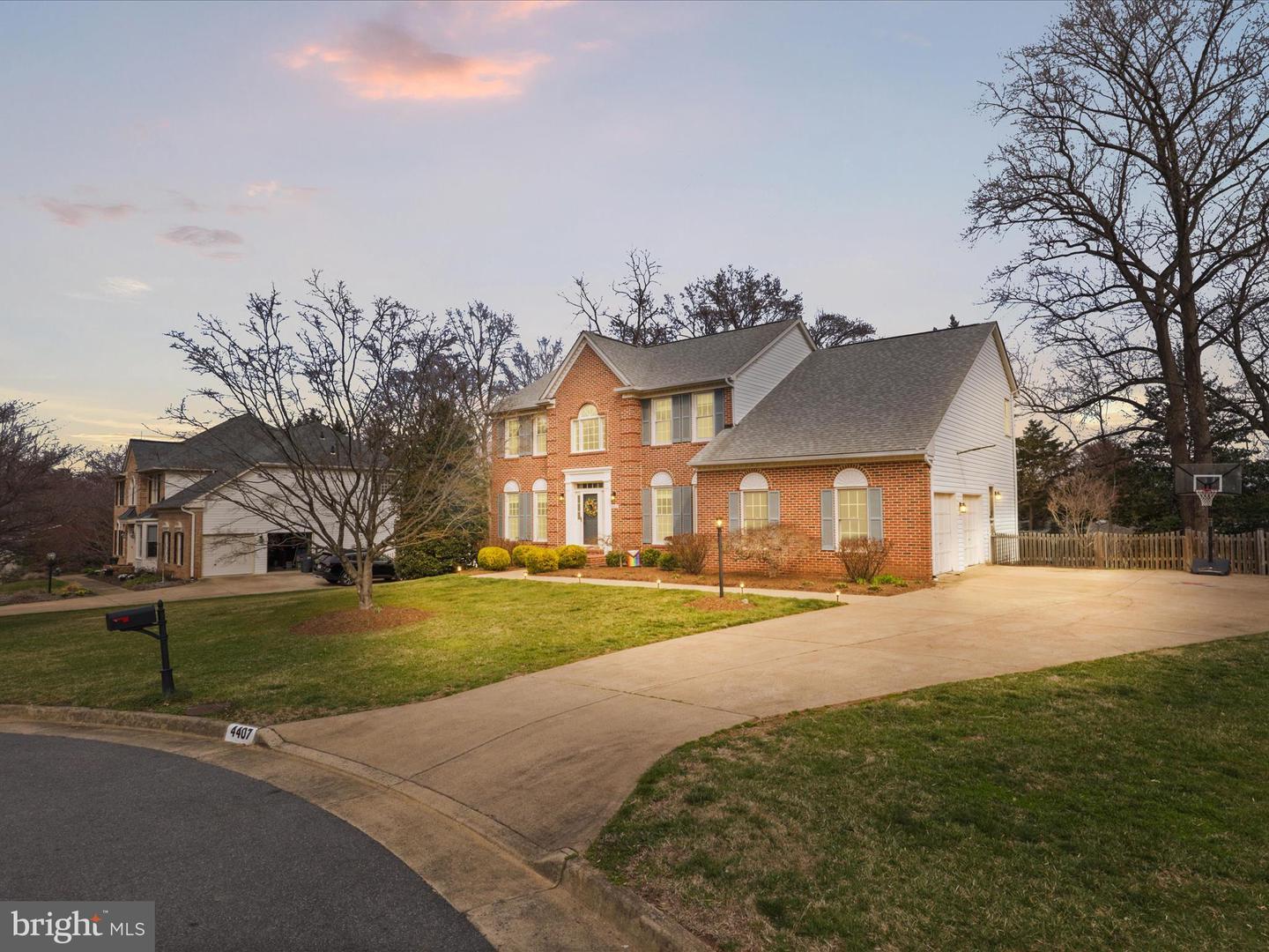 Jayson Ln, Annandale, VA 22003