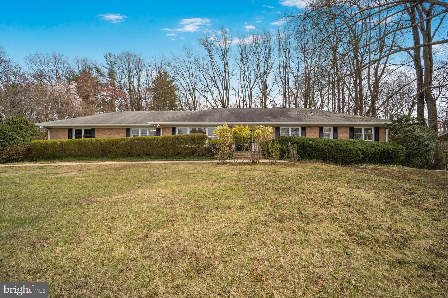 Ravensworth Rd, Annandale, VA 22003
