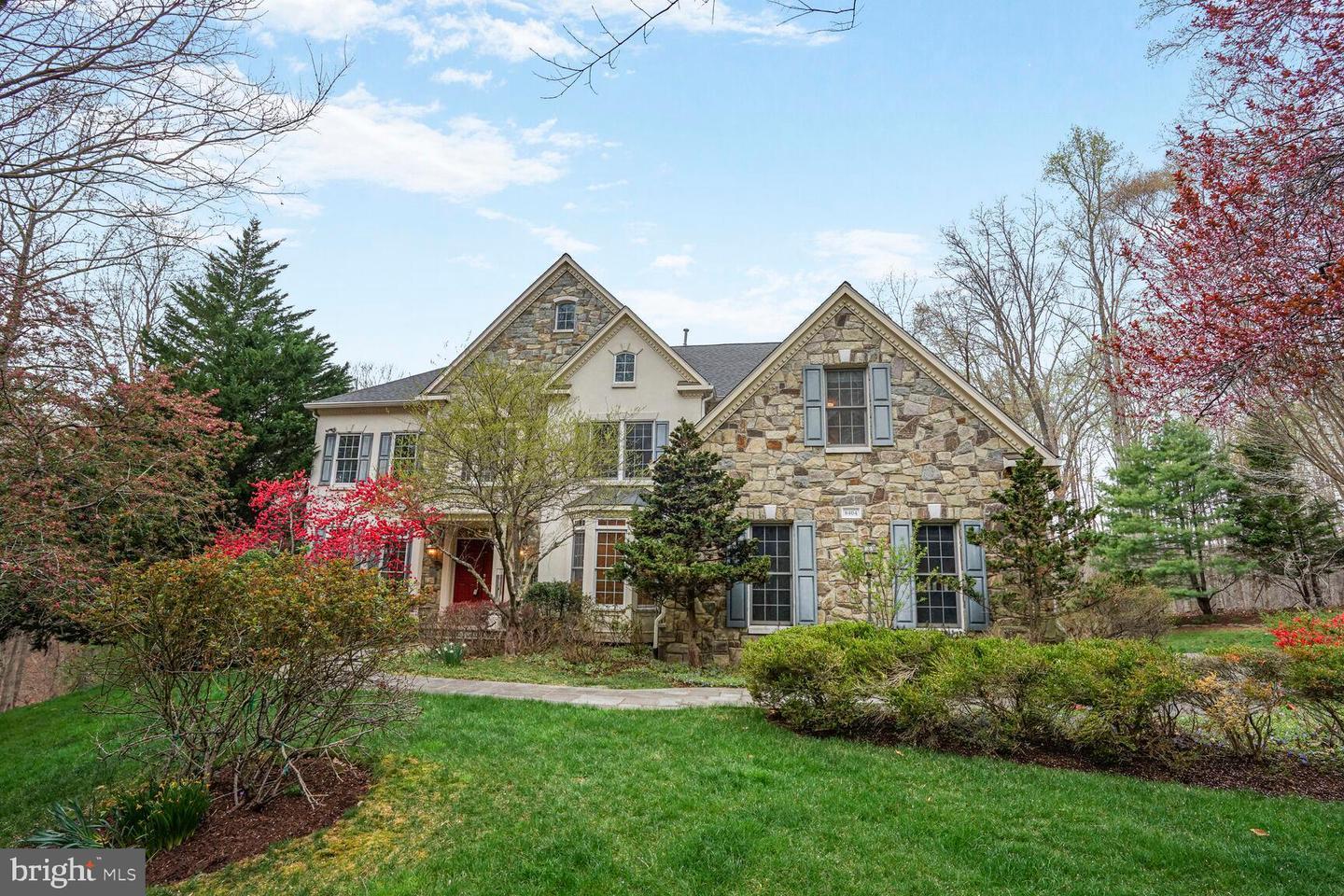 Cardinal Rose Ct, Fairfax Station, VA 22039
